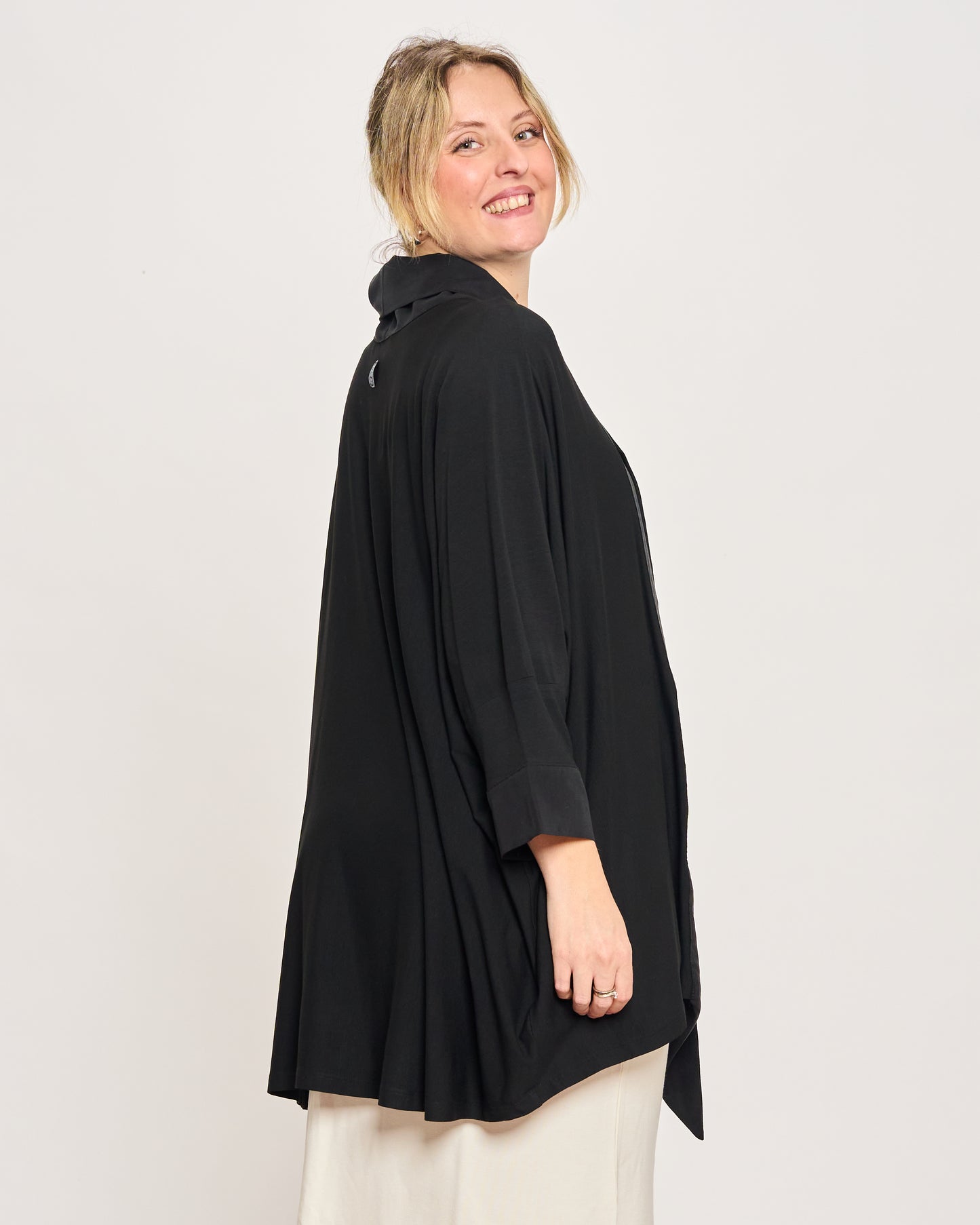 Cardigan Sciallato in Doppio Tessuto