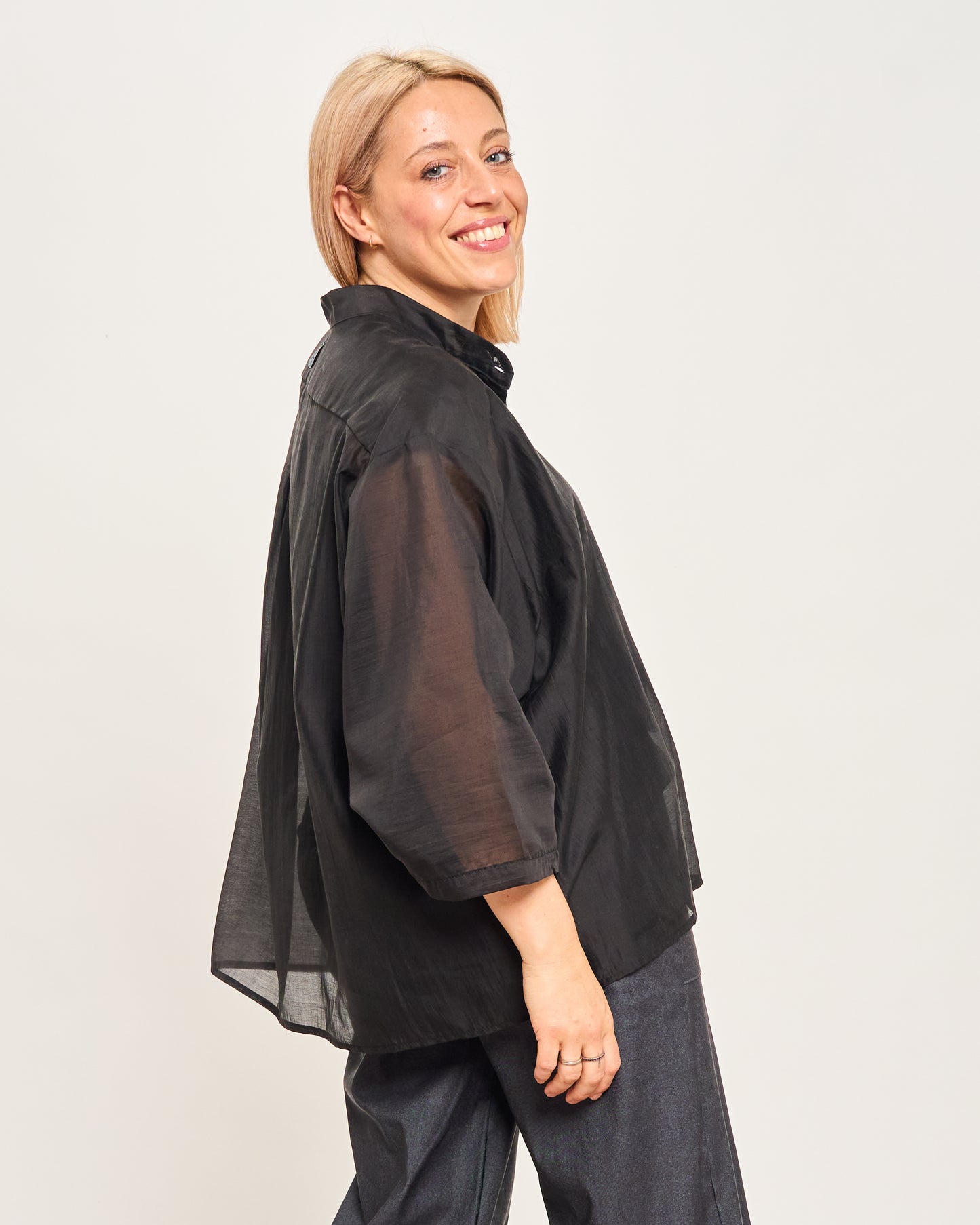 Camicia Over Corta In Cotone Leggero