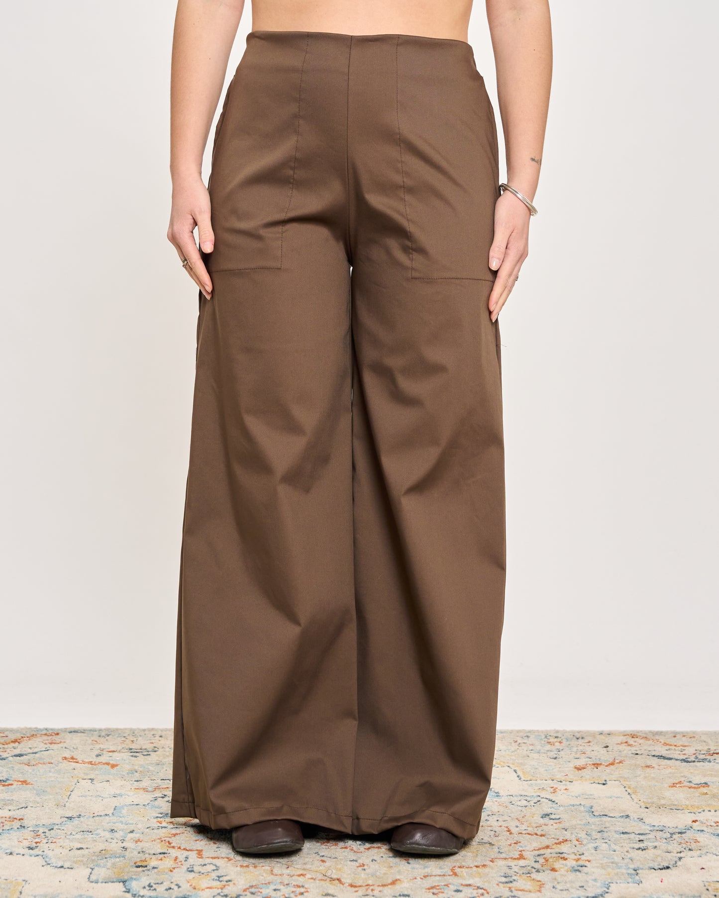 Pantalone a Zampa in Cotone Stretch