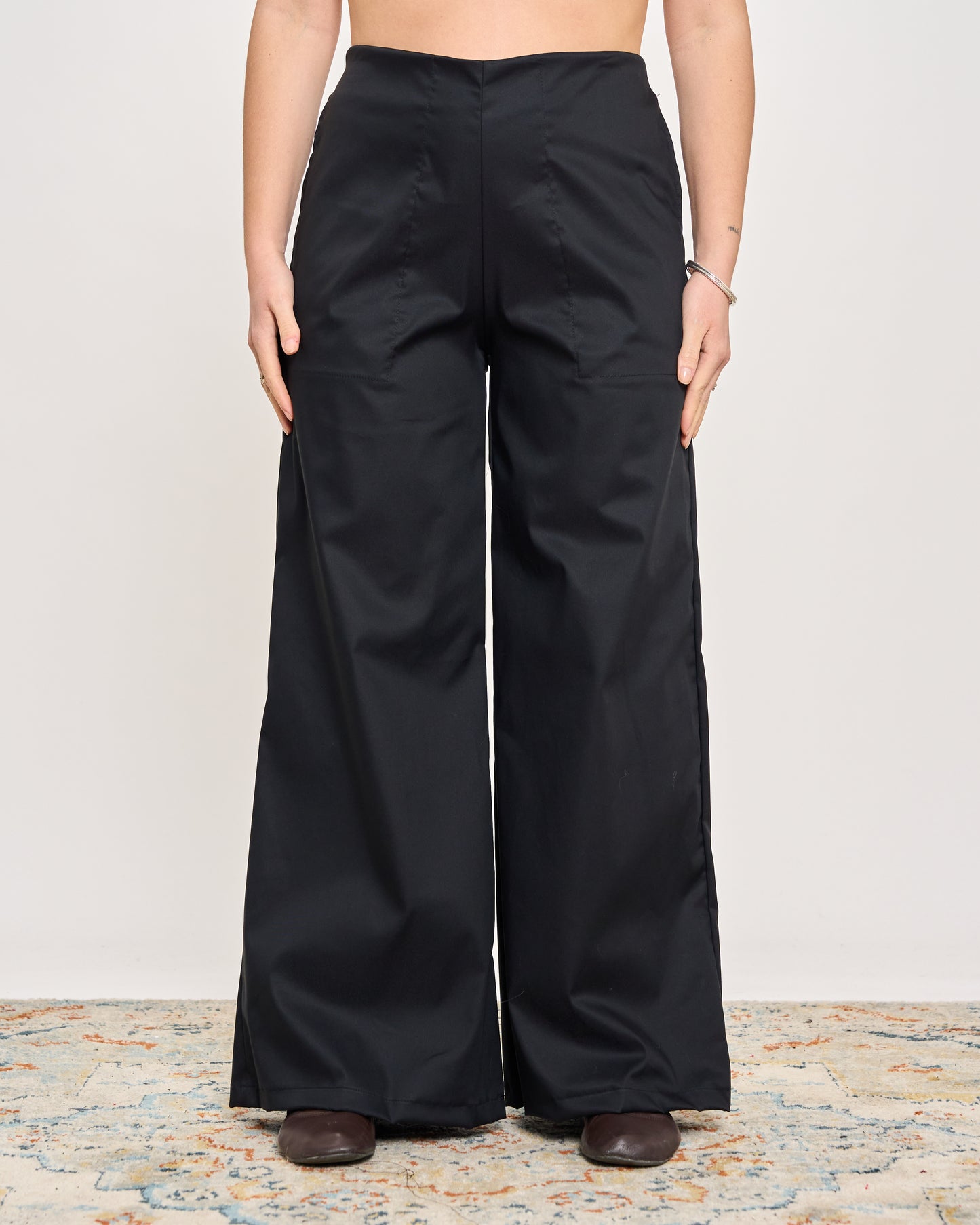 Pantalone a Zampa in Cotone Stretch