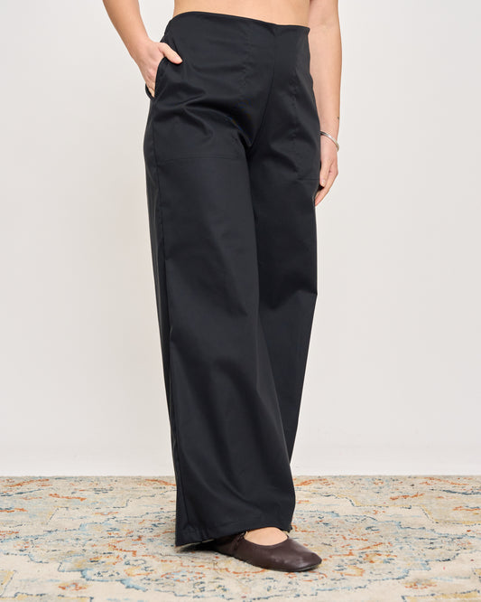 Pantalone a Zampa in Cotone Stretch
