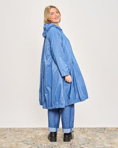 Wrinkled Wheel Raincoat