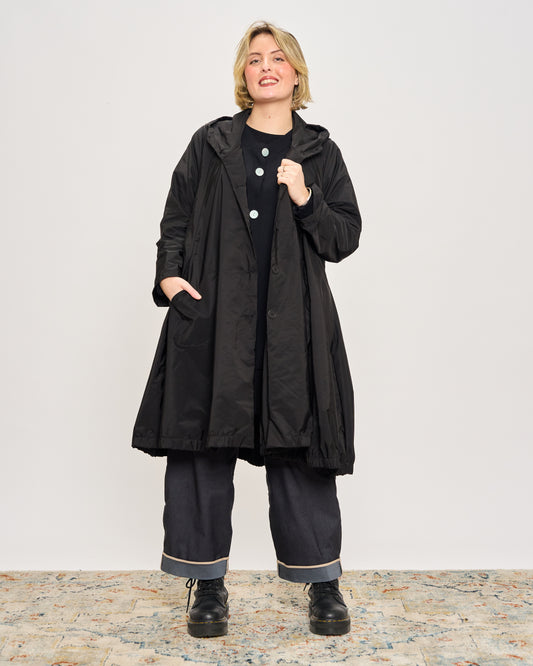 Wrinkled Wheel Raincoat
