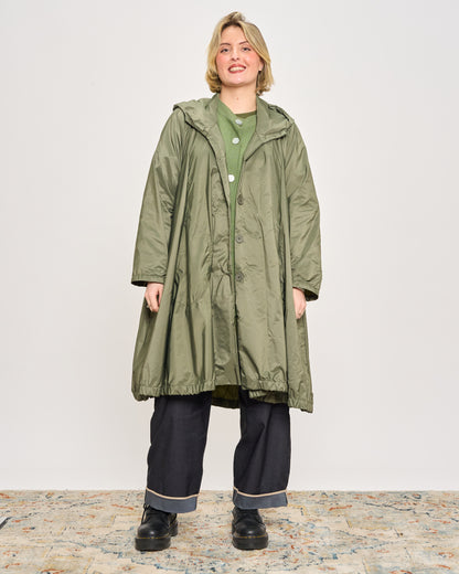 Wrinkled Wheel Raincoat