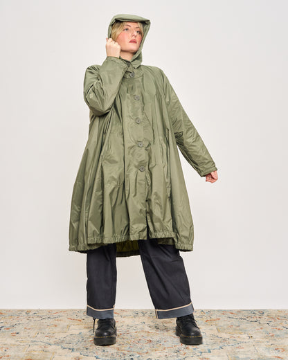 Wrinkled Wheel Raincoat