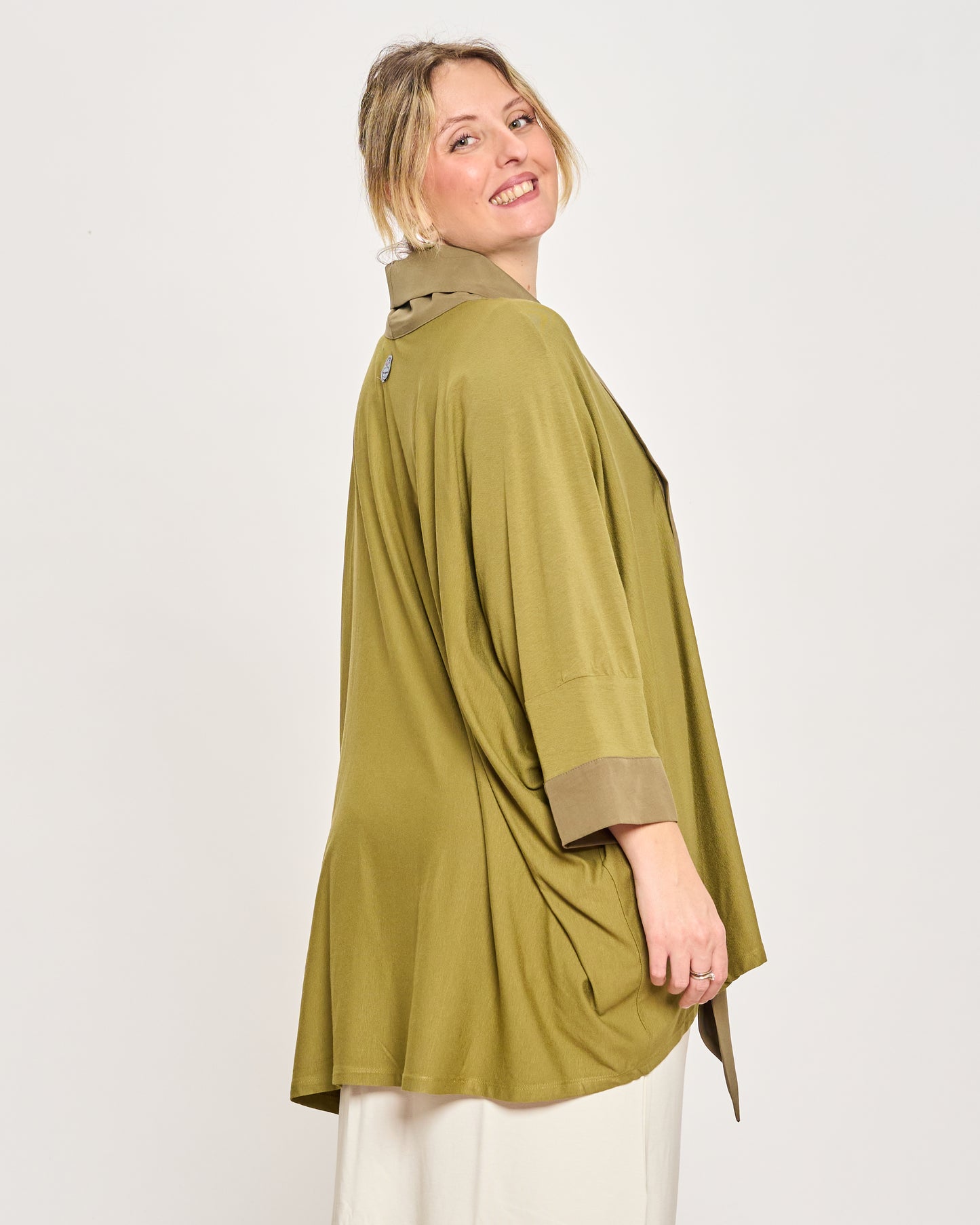 Cardigan Sciallato in Doppio Tessuto