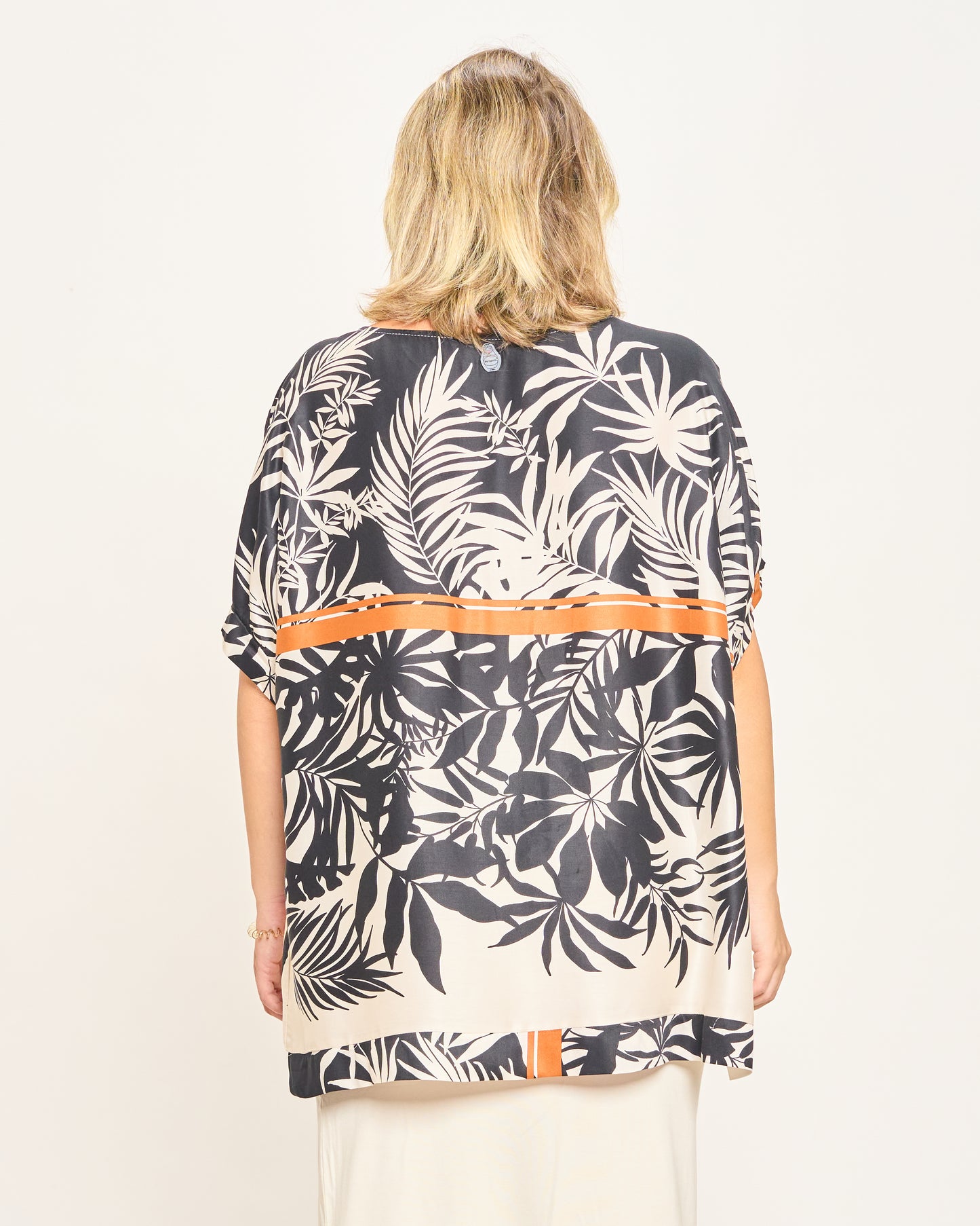 Blusa in Viscosa Stampata con Manica Calata