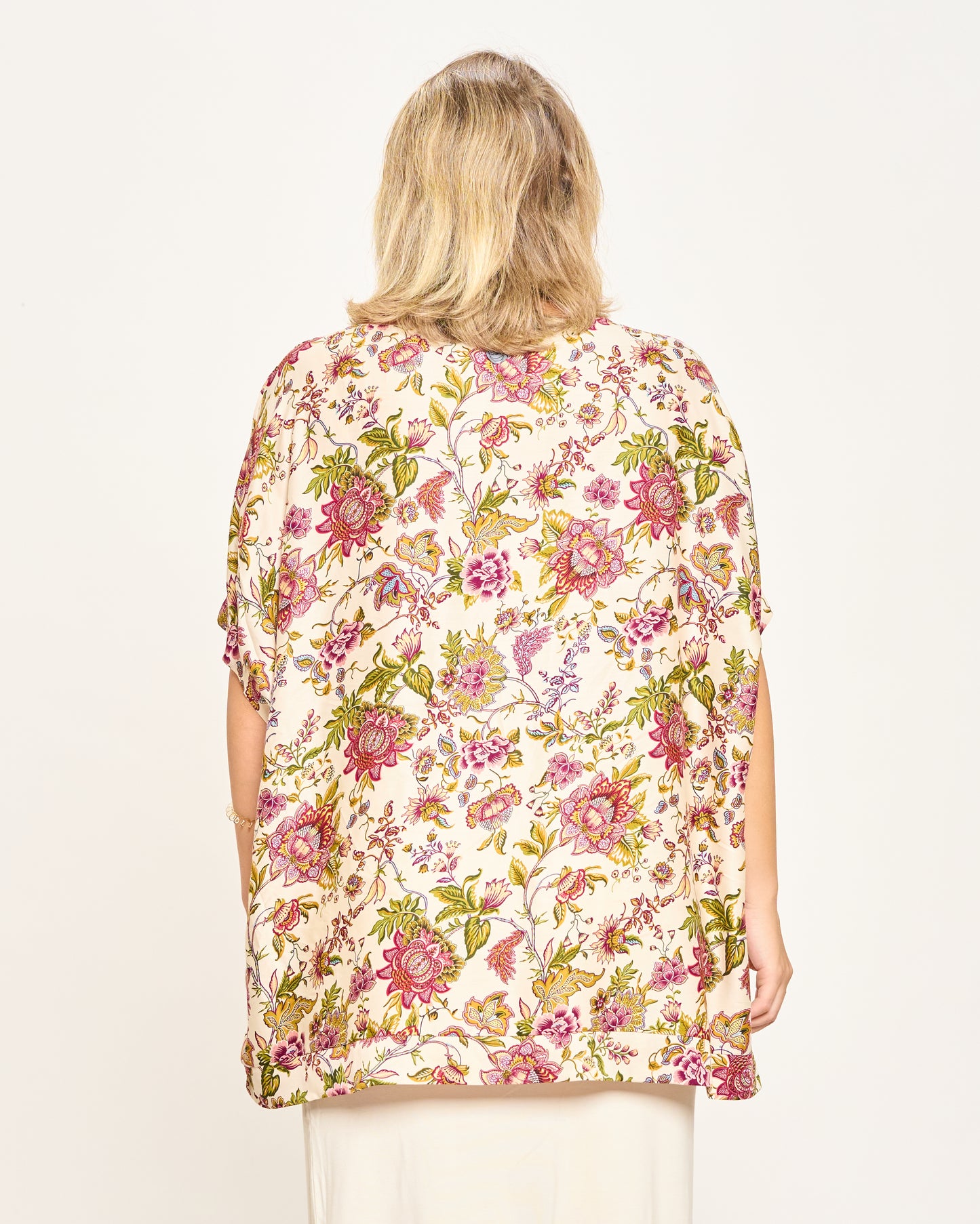 Blusa in Viscosa Stampata con Manica Calata