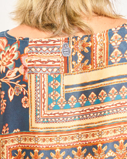 Blusa in Viscosa Stampata con Manica Calata