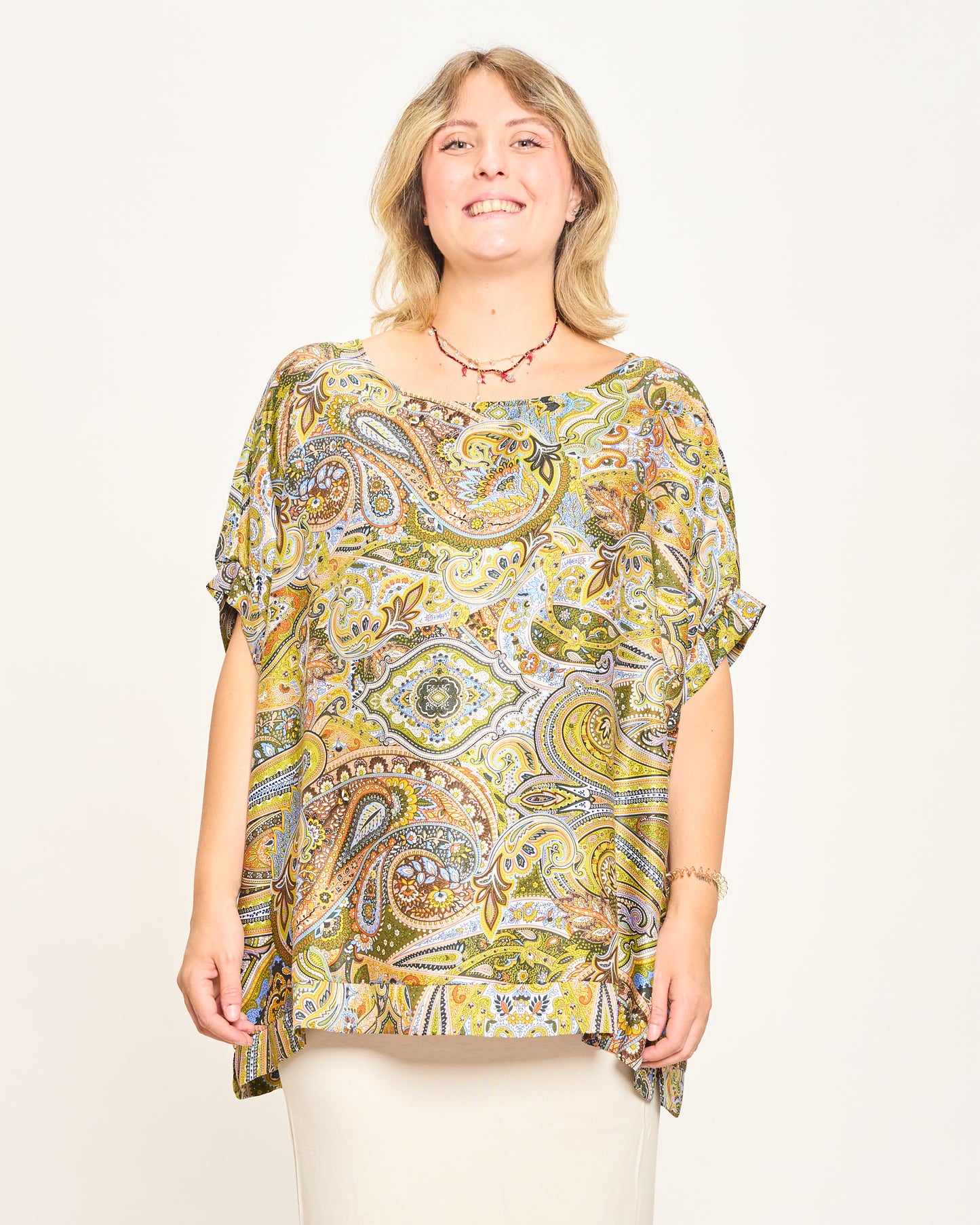 Blusa in Viscosa Stampata con Manica Calata