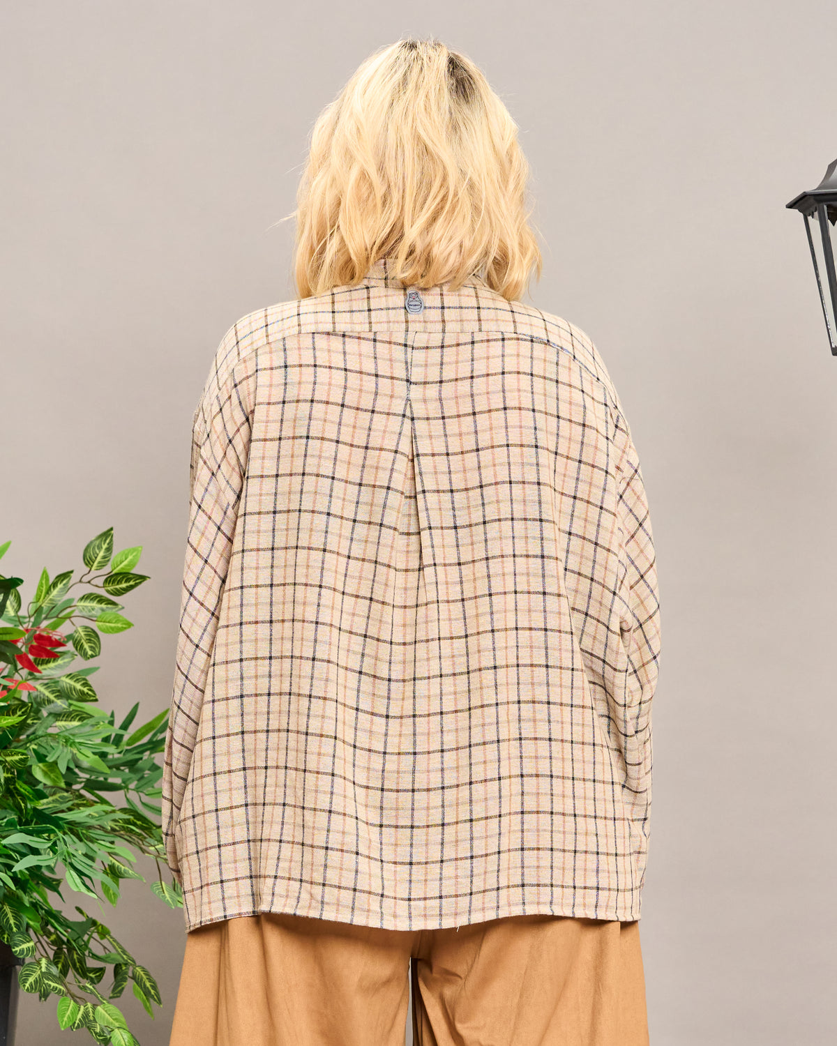 Oversized Cropped Plaid Shirt