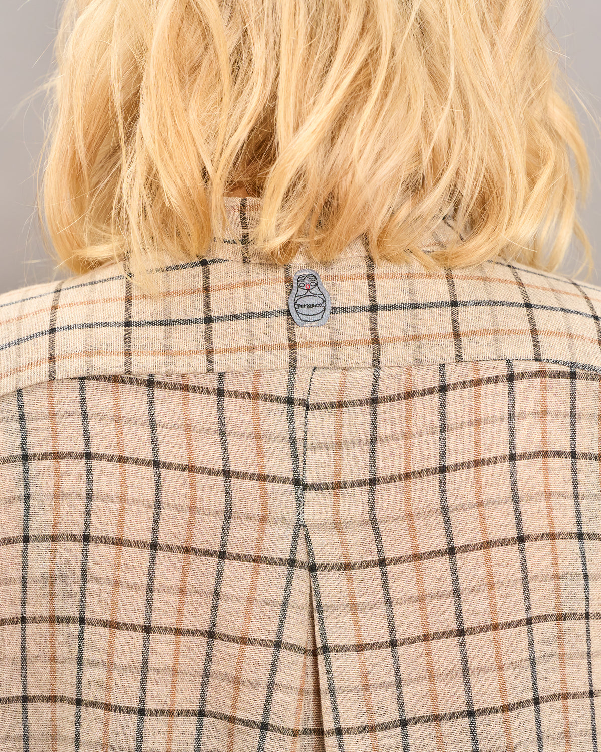 Oversized Cropped Plaid Shirt