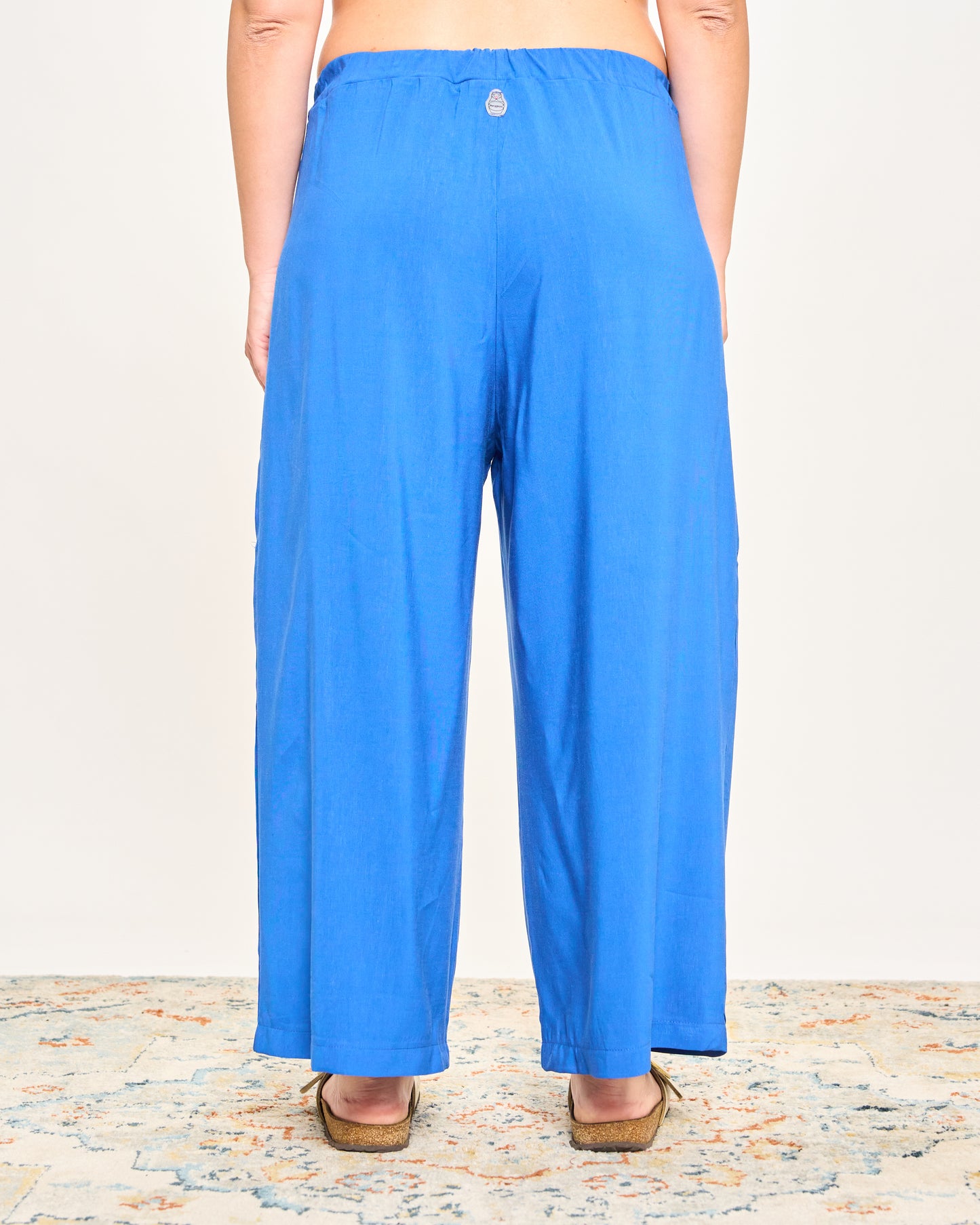 Solid Color Linen Blend Crop Trousers