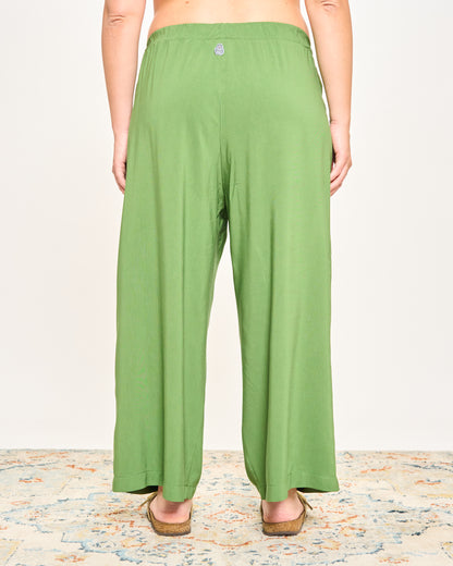 Solid Color Linen Blend Crop Trousers