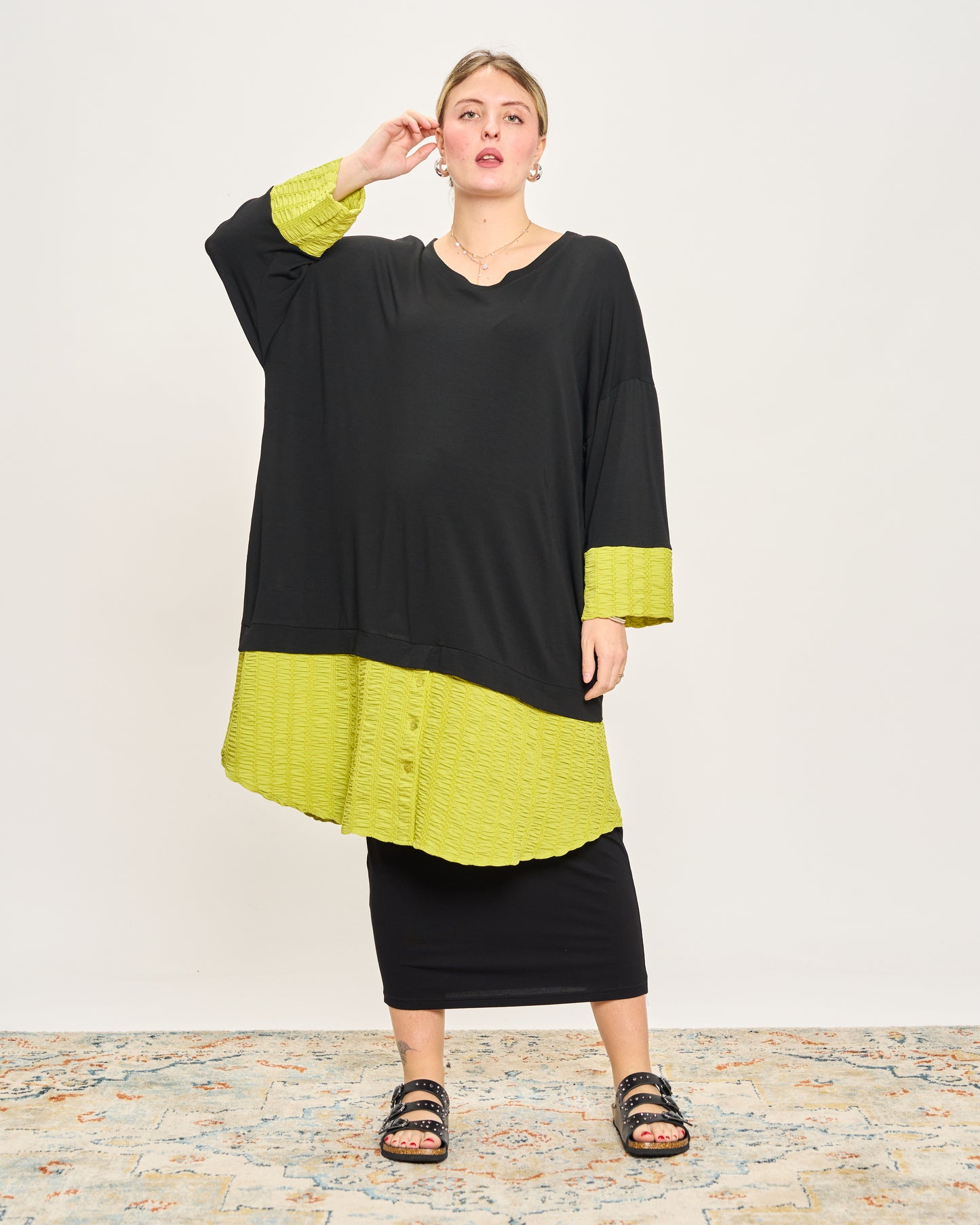 Maxi Maglia con Applicazioni Goffrate
