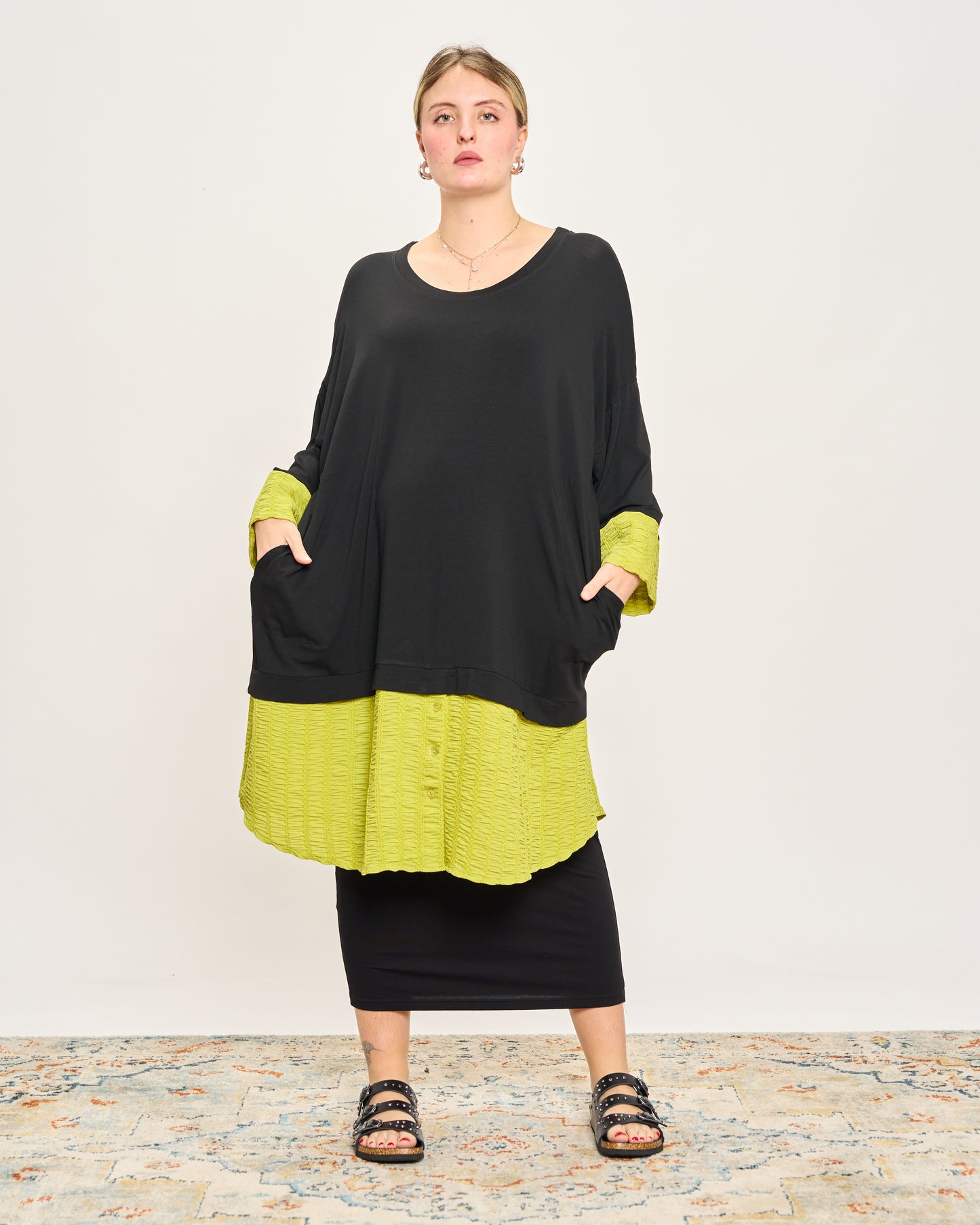 Maxi Maglia con Applicazioni Goffrate