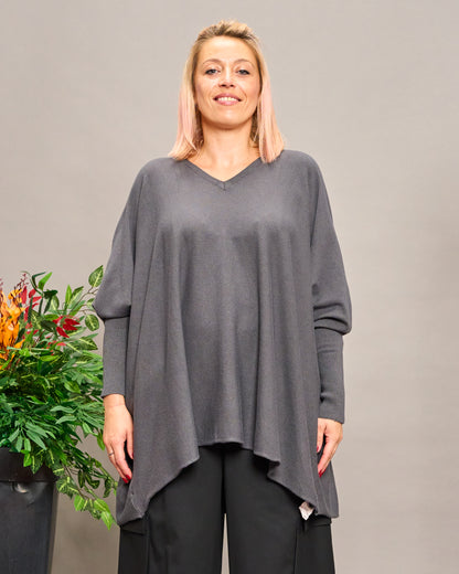 Oversized V-Neck Knitwear