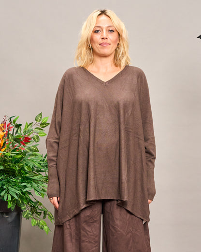 Oversized V-Neck Knitwear