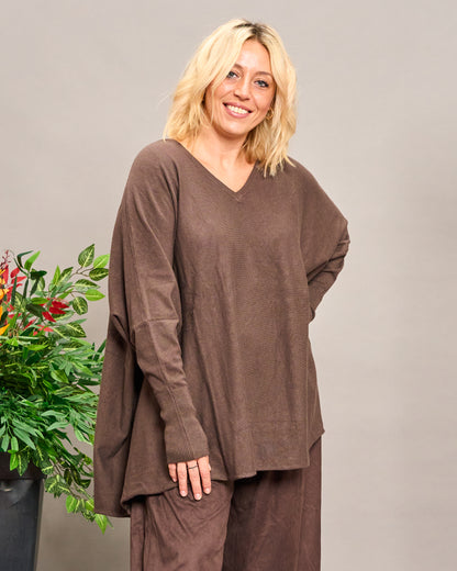 Oversized V-Neck Knitwear