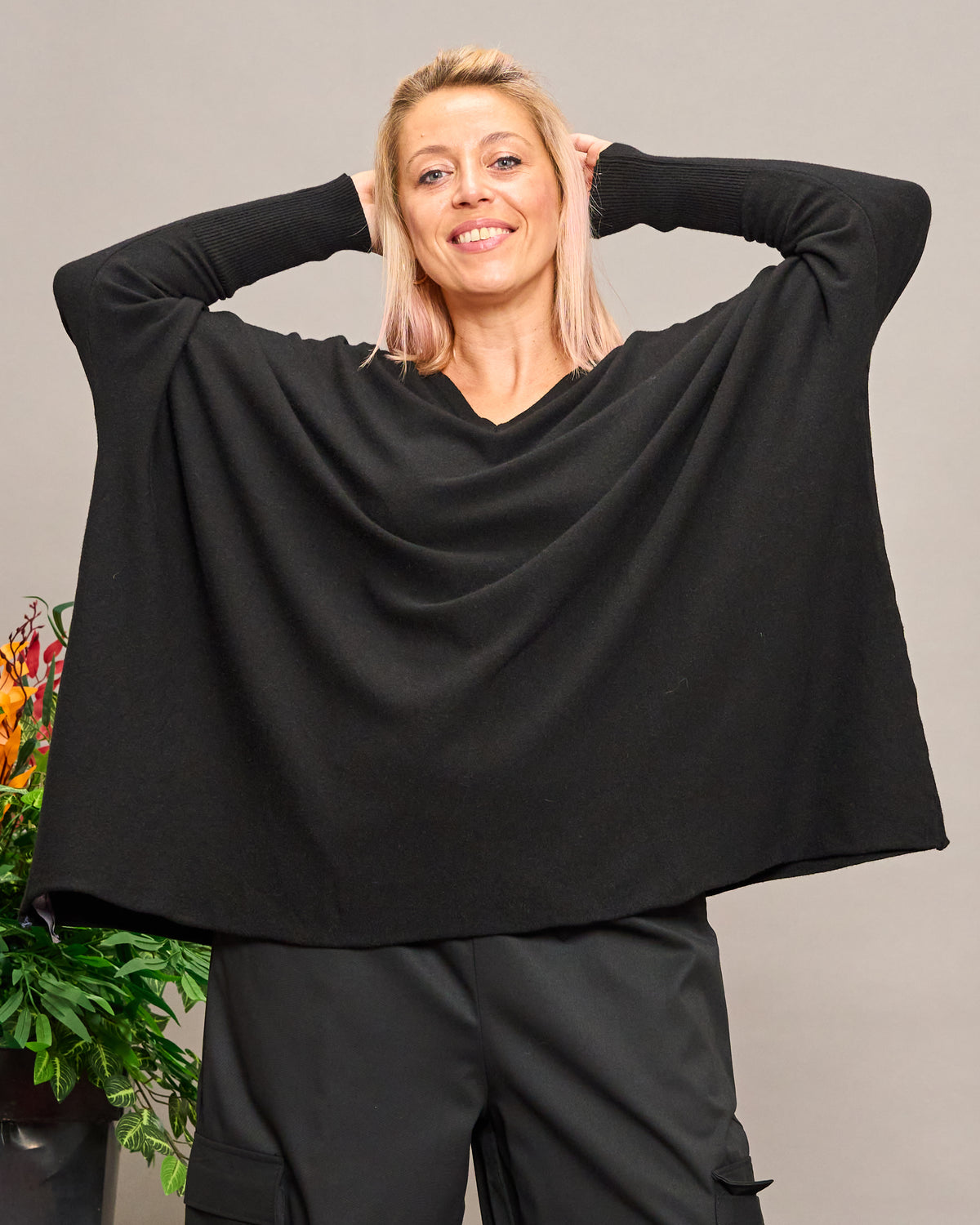 Oversized V-Neck Knitwear
