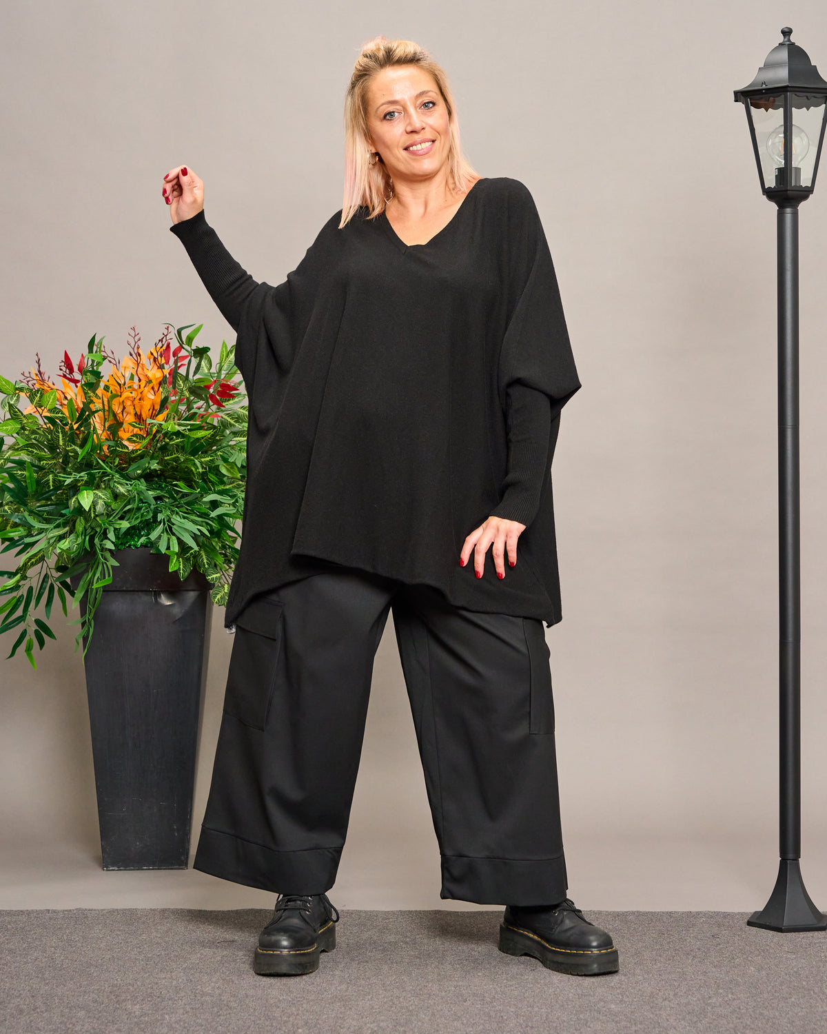 Oversized V-Neck Knitwear
