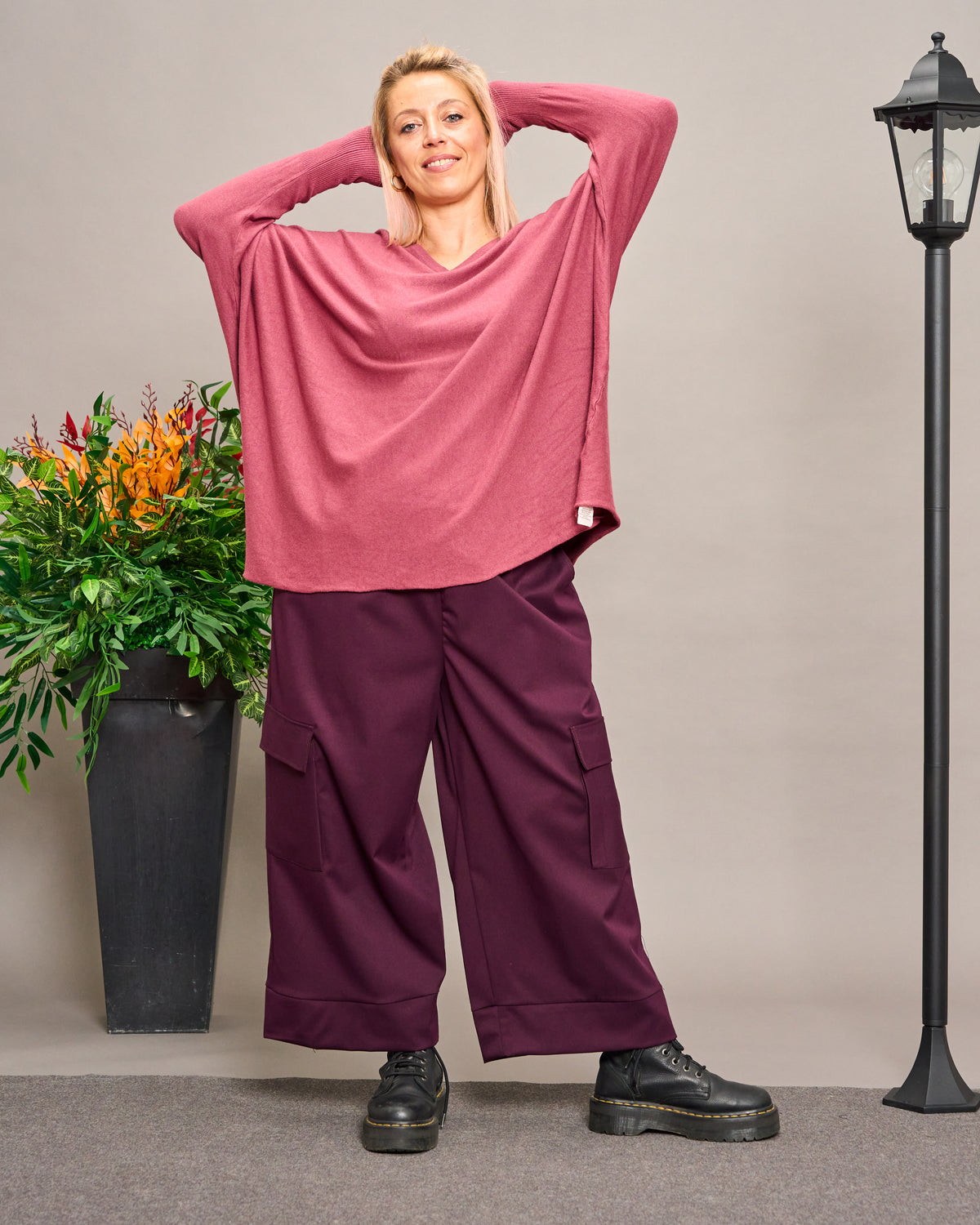 Oversized V-Neck Knitwear