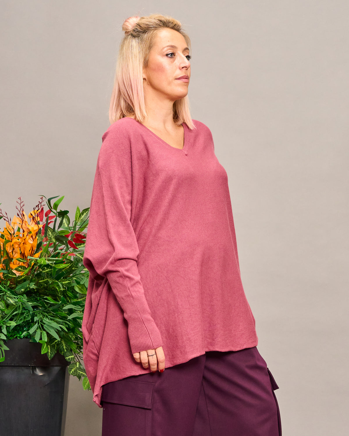 Oversized V-Neck Knitwear