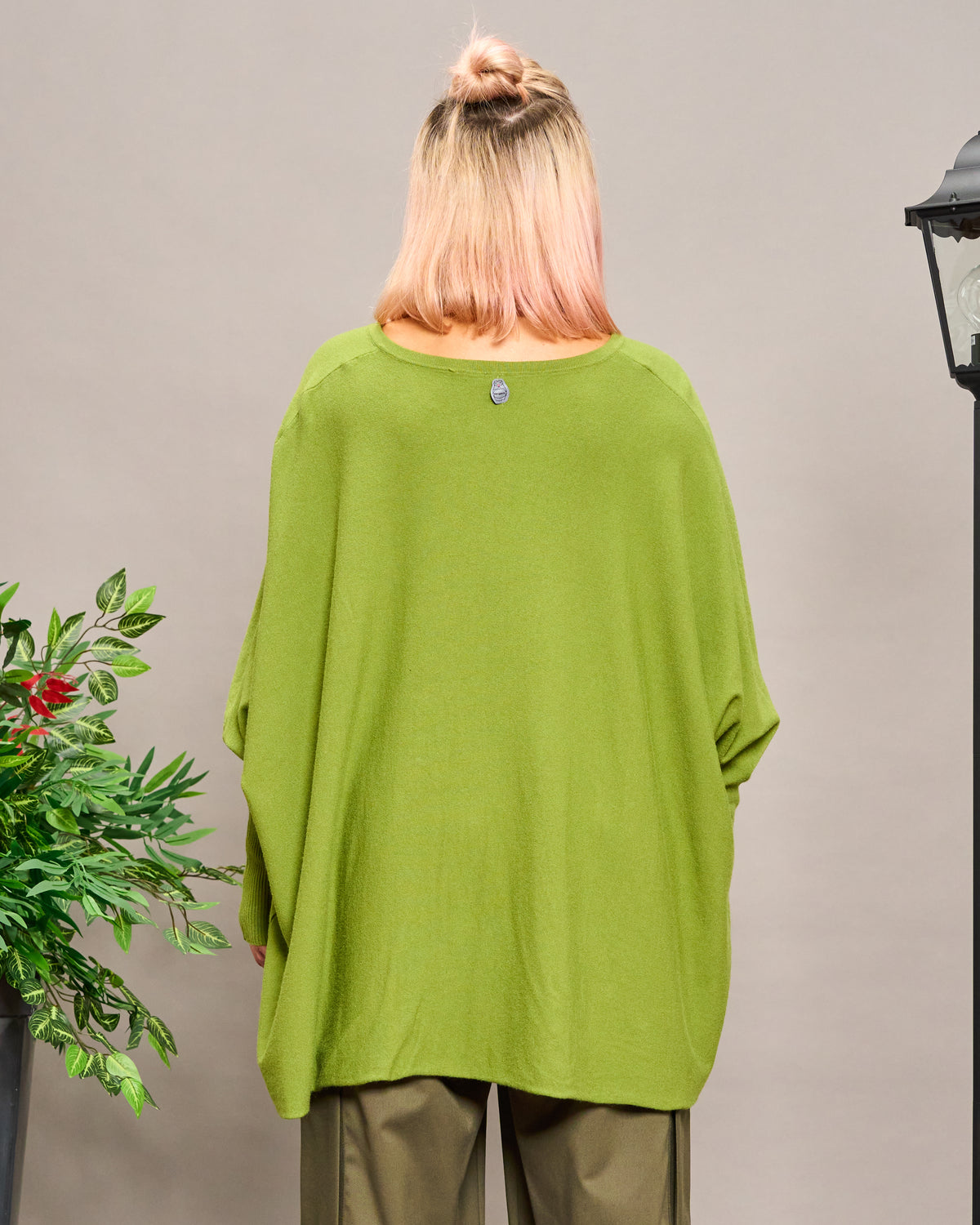 Oversized V-Neck Knitwear